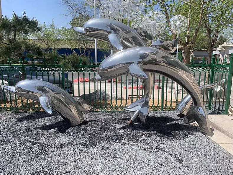 海豚不锈钢雕塑制作